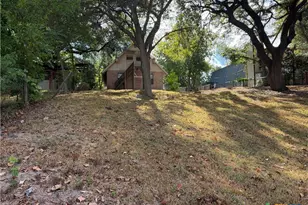 882 Buerger Ln, Seguin, TX 78155 - Photo 12