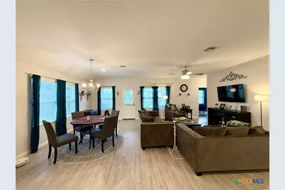 9066 Bowie Ridge, Seguin, TX 78155 - Photo 6