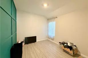 9066 Bowie Rdg, Seguin, TX 78155 - Photo 14