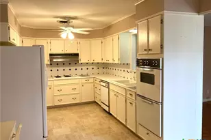 2603 Bon Aire Ave, Victoria, TX 77901 - Photo 6