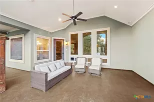 1015 Provence Pl, New Braunfels, TX 78132 - Photo 34
