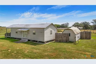 240 E Frontage Road, Victoria, TX 77905 - Photo 14