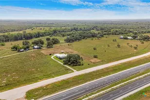 240 E Frontage Rd, Victoria, TX 77905 - Photo 4