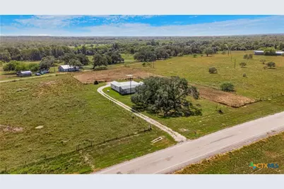 240 E Frontage Road, Victoria, TX 77905 - Photo 2