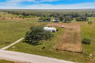 240 E Frontage Rd, Victoria, TX 77905 - Photo 10