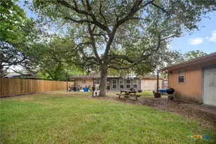1601 Avalon St, Port Lavaca, TX 77979 - Photo 30