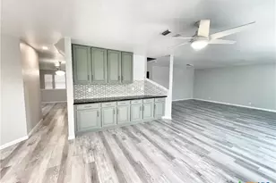 2060 Club Crossing, New Braunfels, TX 78130 - Photo 12