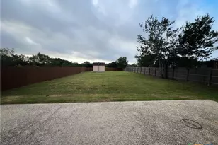 2060 Club Crossing, New Braunfels, TX 78130 - Photo 34