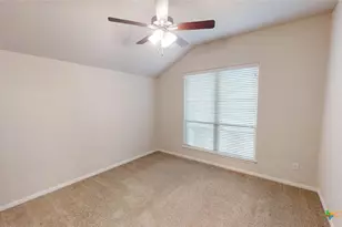 1304 Lakeway Crossing Dr, Temple, TX 76502 - Photo 24