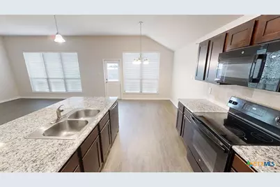 1304 Lakeway Crossing Drive, Temple, TX 76502 - Photo 6