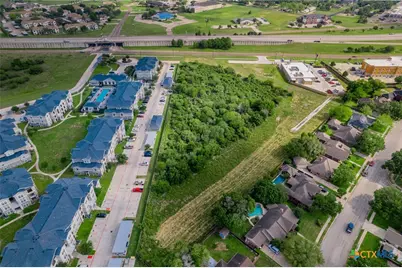 8303 Zac Lentz Parkway, Victoria, TX 77904 - Photo 6