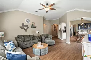 427 Roadrunner Ave, New Braunfels, TX 78130 - Photo 16