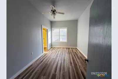 117 W San Saba Street, Lometa, TX 76853 - Photo 6