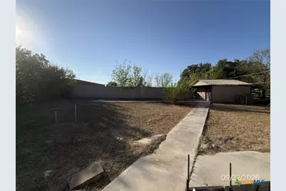 117 W San Saba Street, Lometa, TX 76853 - Photo 14
