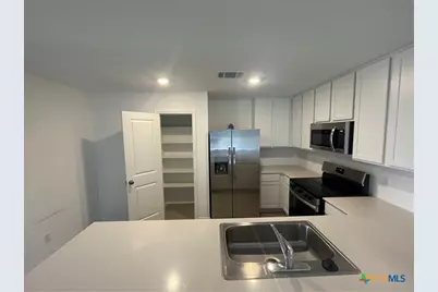316 Enclave Manor Drive, Troy, TX 76579 - Photo 10