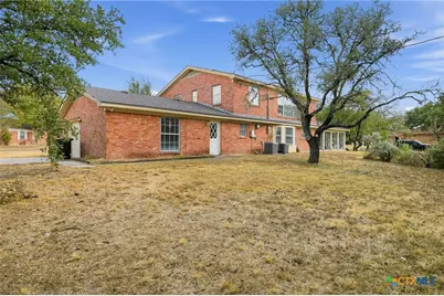 606 Ash Street, Copperas Cove, TX 76522 - Photo 4