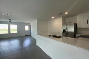316 Enclave Mnr Dr, Troy, TX 76579 - Photo 10