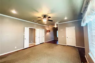 612 River Oaks Dr, Gatesville, TX 76528 - Photo 14
