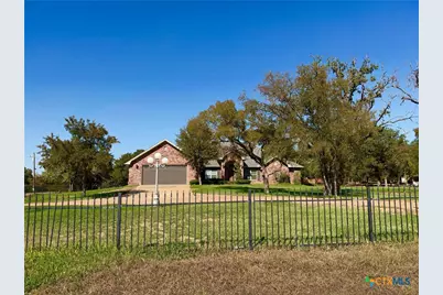 612 River Oaks Drive, Gatesville, TX 76528 - Photo 38