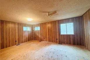 823 Mountain Rd, Gatesville, TX 76528 - Photo 16