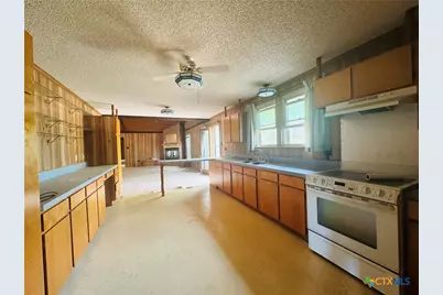 823 Mountain Road, Gatesville, TX 76528 - Photo 8