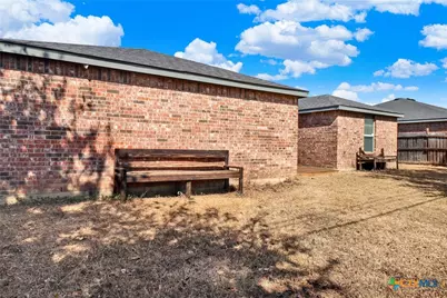 1007 E Avenue S, Belton, TX 76513 - Photo 20