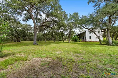 420 Private Road 2843, Edna, TX 77957 - Photo 40