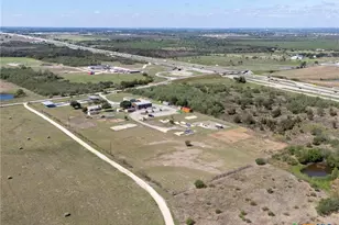 3925 Linne Rd, Seguin, TX 78155 - Photo 36