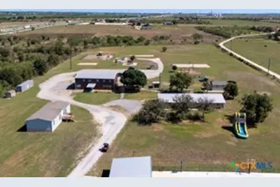 3925 Linne Road, Seguin, TX 78155 - Photo 1