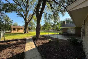 1464 Robin Ln, Seguin, TX 78155 - Photo 28