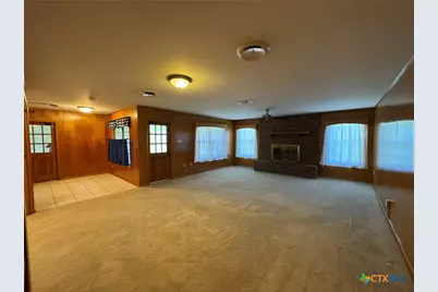 1464 Robin Lane, Seguin, TX 78155 - Photo 14