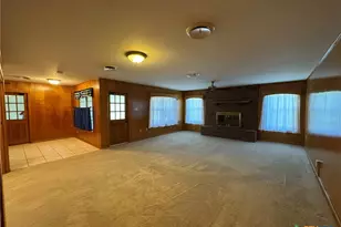 1464 Robin Ln, Seguin, TX 78155 - Photo 14