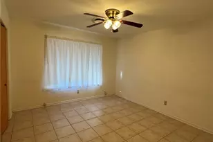 1464 Robin Ln, Seguin, TX 78155 - Photo 18