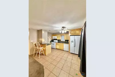802 S Colorado Street, Port Lavaca, TX 77979 - Photo 4
