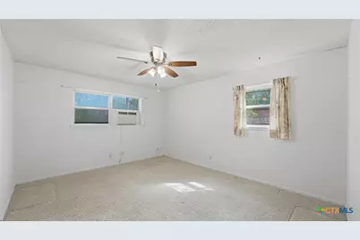 1314 Canary Lane, Seguin, TX 78155 - Photo 16