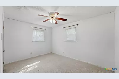 1314 Canary Lane, Seguin, TX 78155 - Photo 22