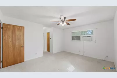 1314 Canary Lane, Seguin, TX 78155 - Photo 14