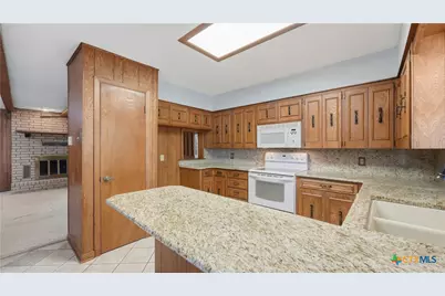 1314 Canary Lane, Seguin, TX 78155 - Photo 12