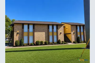 903 S Magnolia Avenue, Luling, TX 78648 - Photo 2