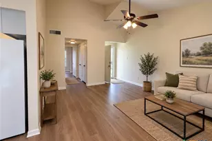 903 S Magnolia Ave, Luling, TX 78648 - Photo 1
