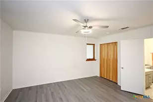 1133 Fox Run Cir, New Braunfels, TX 78130 - Photo 18