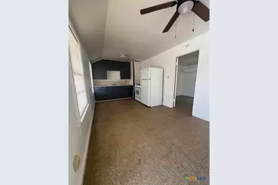 720 W Avenue C, Killeen, TX 76541 - Photo 2