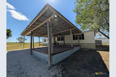 135 Water Hole Lane, New Braunfels, TX 78130 - Photo 2