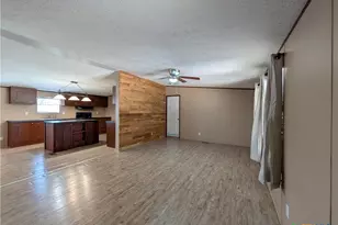 135 Water Hole Ln, New Braunfels, TX 78130 - Photo 8