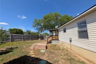 135 Water Hole Ln, New Braunfels, TX 78130 - Photo 36