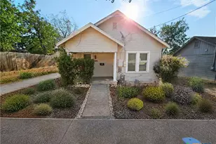605 Park St, Gatesville, TX 76528 - Photo 2
