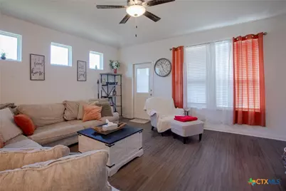 418 Brushy Creek, Victoria, TX 77904 - Photo 8