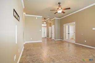 1421 Neuberry Cliffe, Temple, TX 76502 - Photo 6