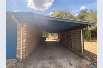 203 E 14th Avenue, Belton, TX 76513 - Photo 14