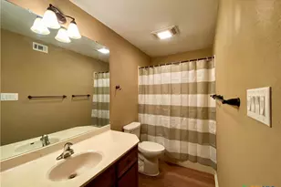 105 Blanco St, San Marcos, TX 78666 - Photo 10